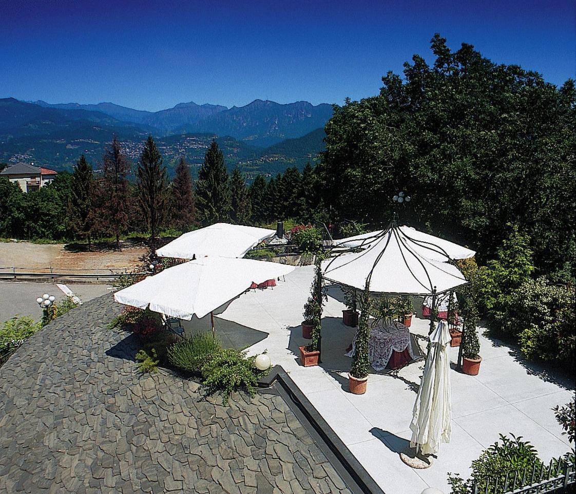 Hotel Mazzoleni Roncola Exterior foto