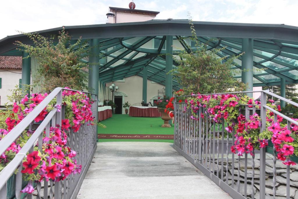 Hotel Mazzoleni Roncola Exterior foto